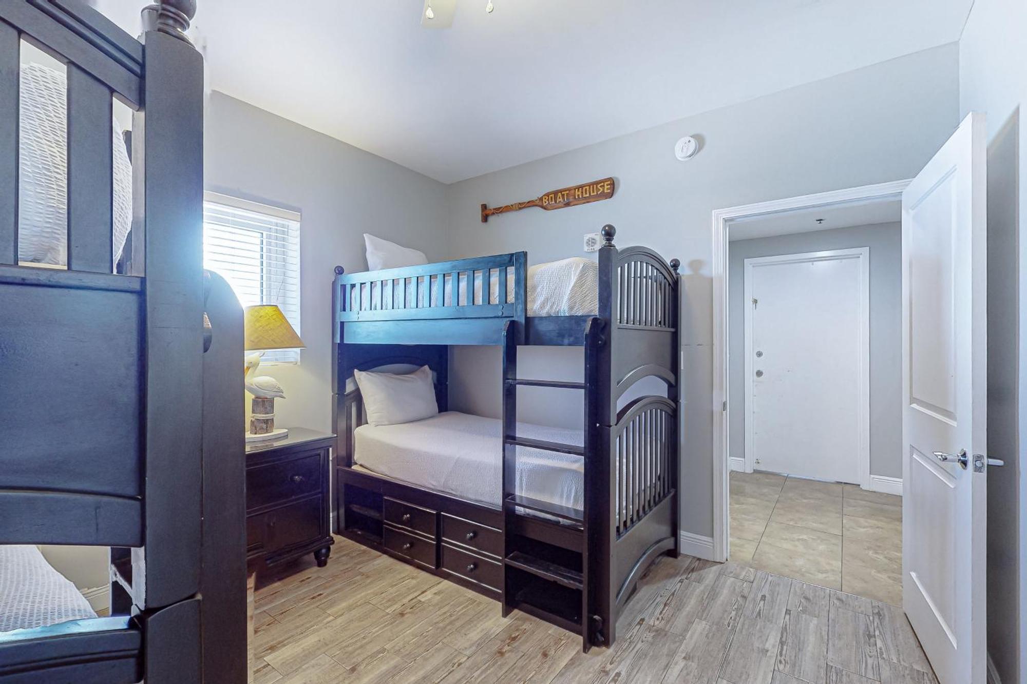 Sterling Breeze 1207 Seagulls Perch Apartment *